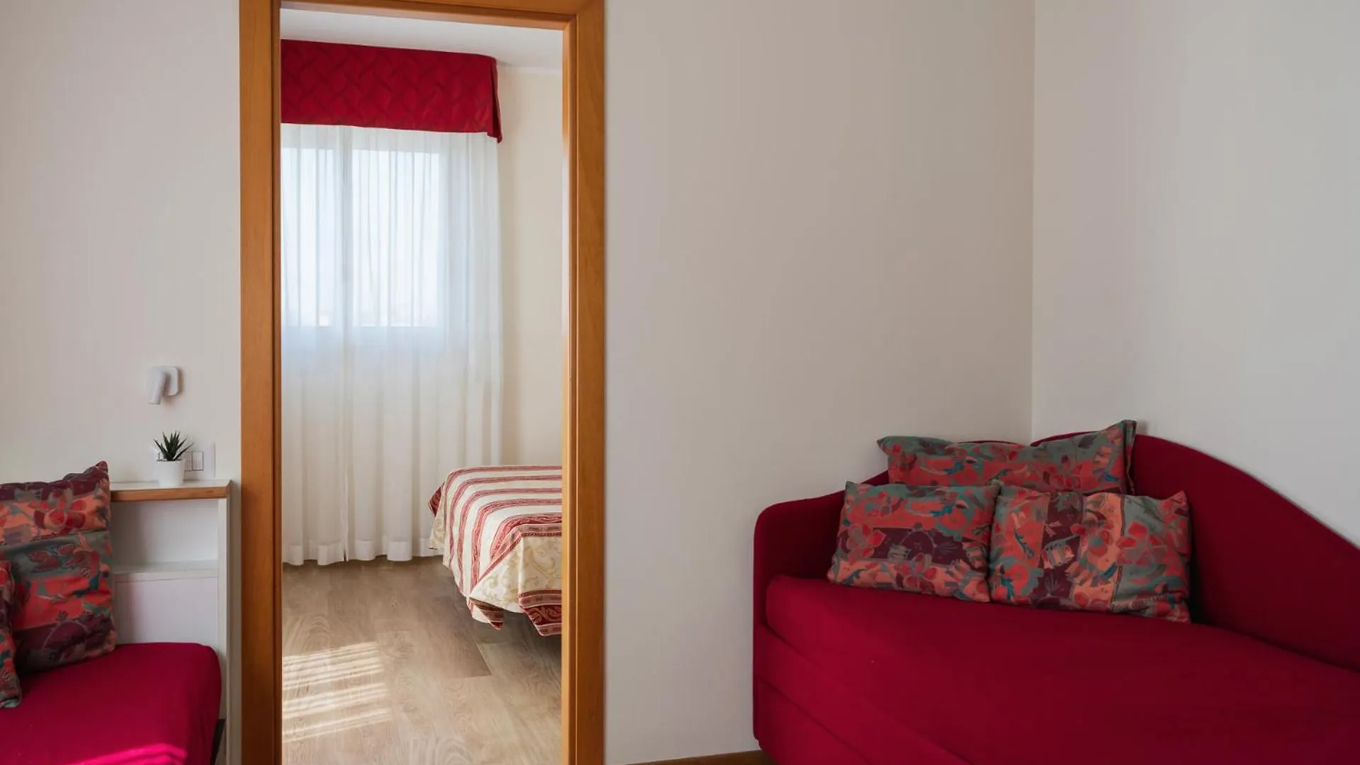 Hotel Rondinella E Viola Rimini