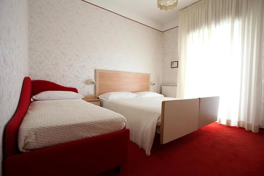 Hotel Rondinella E Viola Rimini