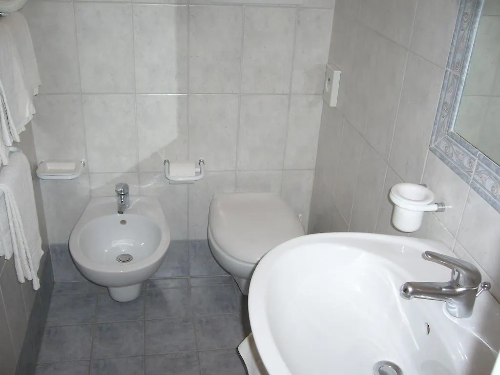 Hotel Rondinella E Viola Rimini Italien
