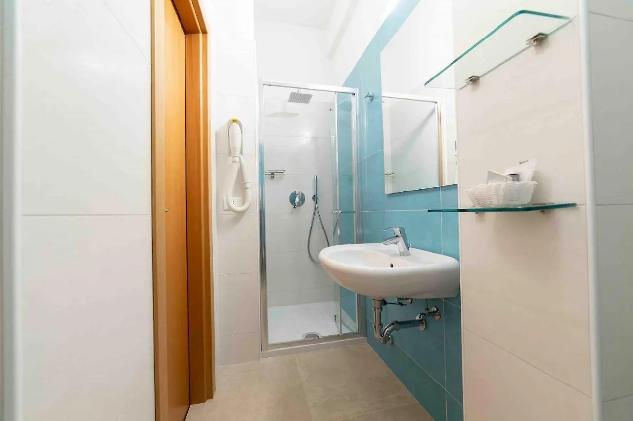 Hotel Rondinella E Viola Rimini Italien